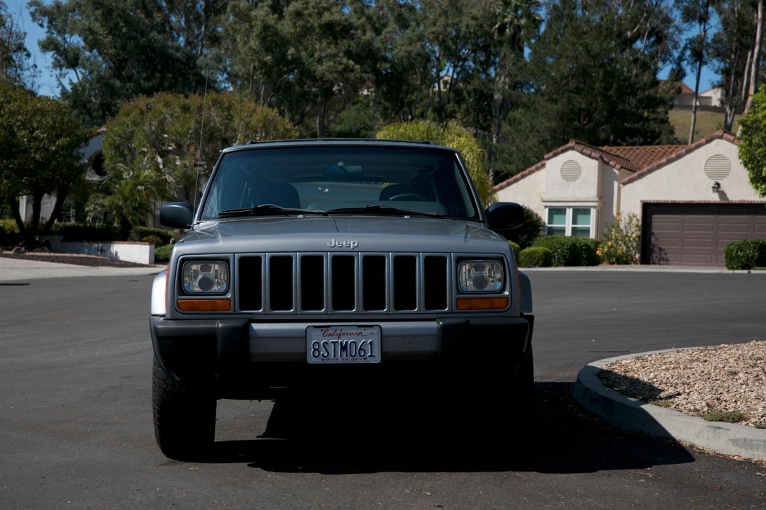 2001 Jeep XJ Cherokee - Image 7 of 31