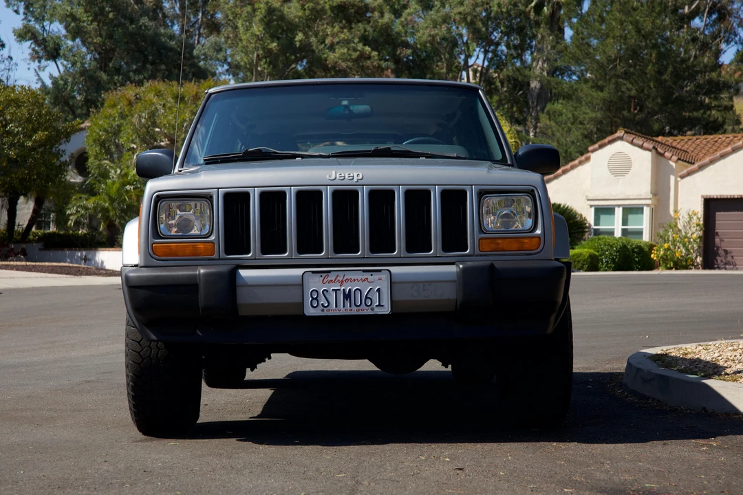 2001 Jeep XJ Cherokee - Image 8 of 31