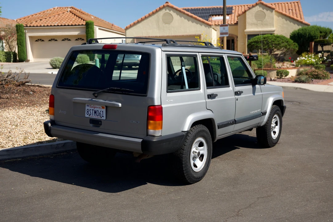 2001 Jeep XJ Cherokee - Image 21 of 31