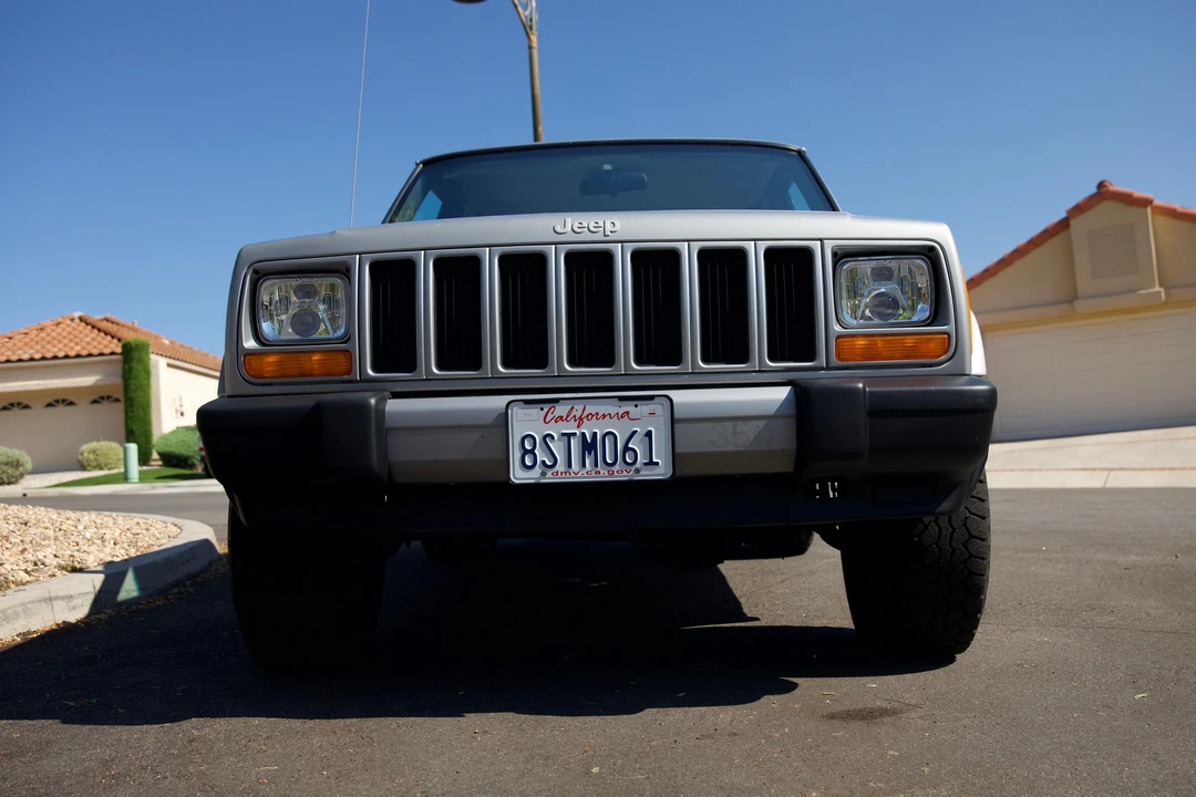2001 Jeep XJ Cherokee - Image 9 of 31