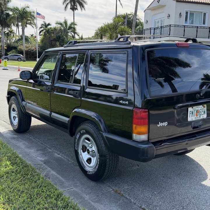 2001 Jeep XJ Cherokee - Image 10 of 31