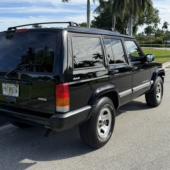 2001 Jeep XJ Cherokee - Image 13 of 31