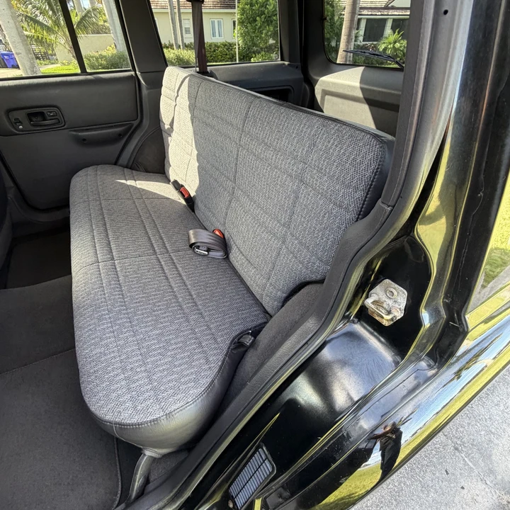 2001 Jeep XJ Cherokee - Image 22 of 31