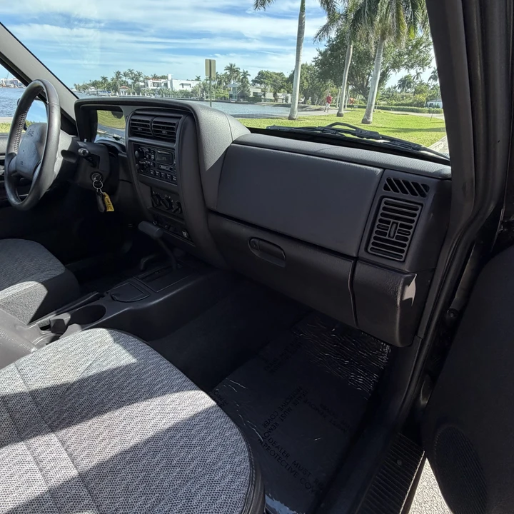 2001 Jeep XJ Cherokee - Image 31 of 31