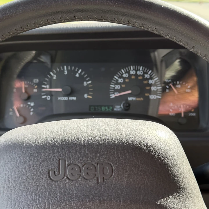 2001 Jeep XJ Cherokee - Image 27 of 31
