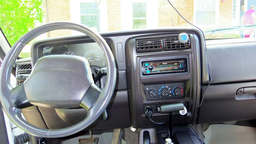 2001 Jeep XJ Cherokee - Image 4 of 14
