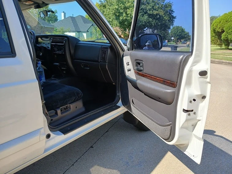 2001 Jeep XJ Cherokee - Image 7 of 14