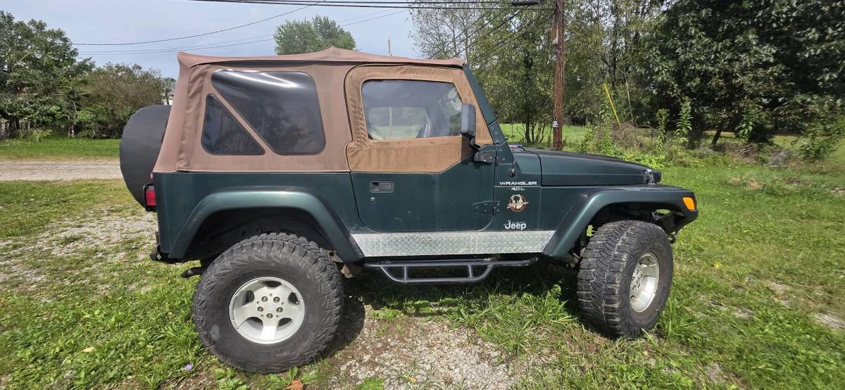 2001 Jeep TJ Wrangler - Image 2 of 15
