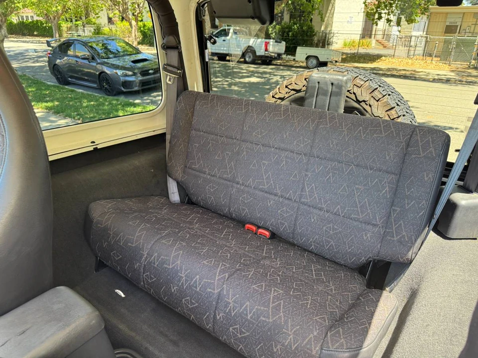 2001 Jeep TJ Wrangler - Image 10 of 13