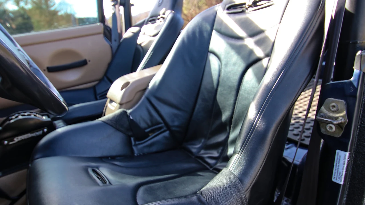 2001 Jeep TJ Wrangler - Image 27 of 31