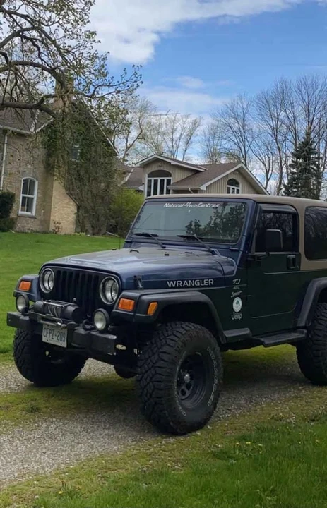 2001 Jeep TJ Wrangler - Image 2 of 5