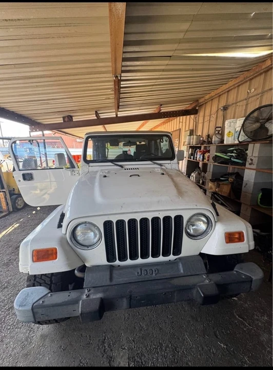 2001 Jeep TJ Wrangler - Image 2 of 10