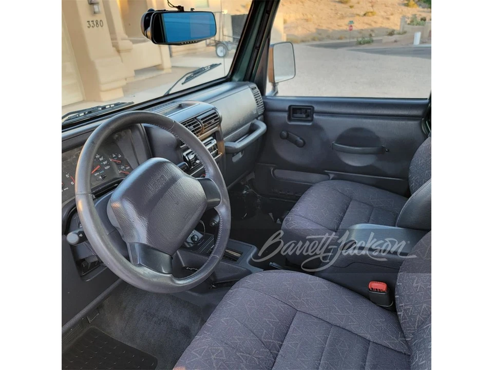 2001 Jeep TJ Wrangler - Image 4 of 5