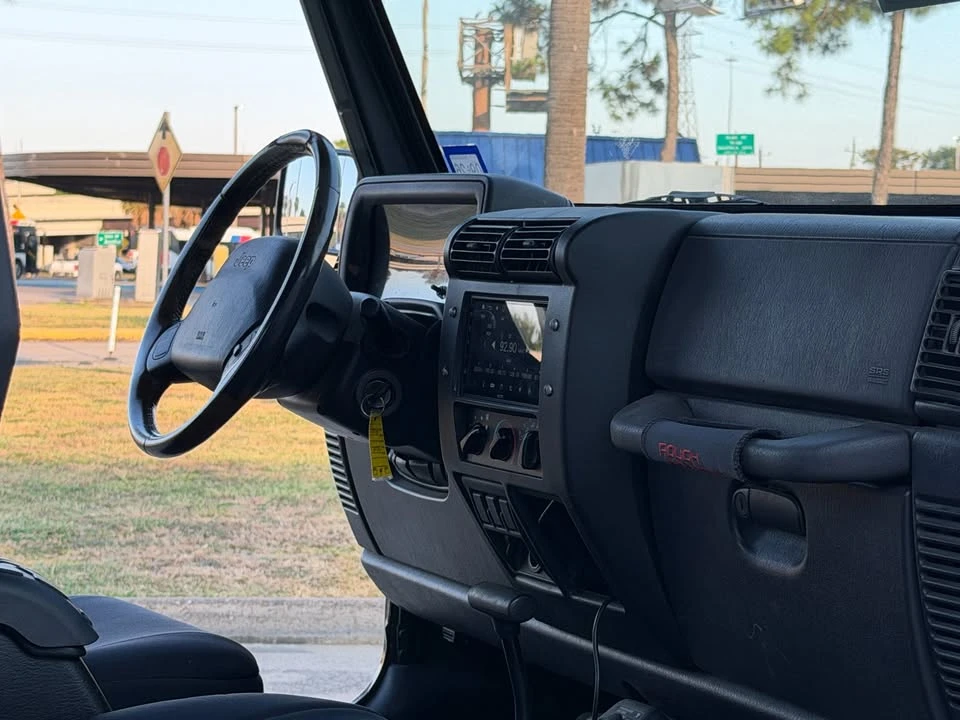 2001 Jeep TJ Wrangler - Image 7 of 10