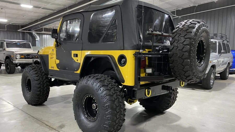 2001 Jeep TJ Wrangler - Image 2 of 31