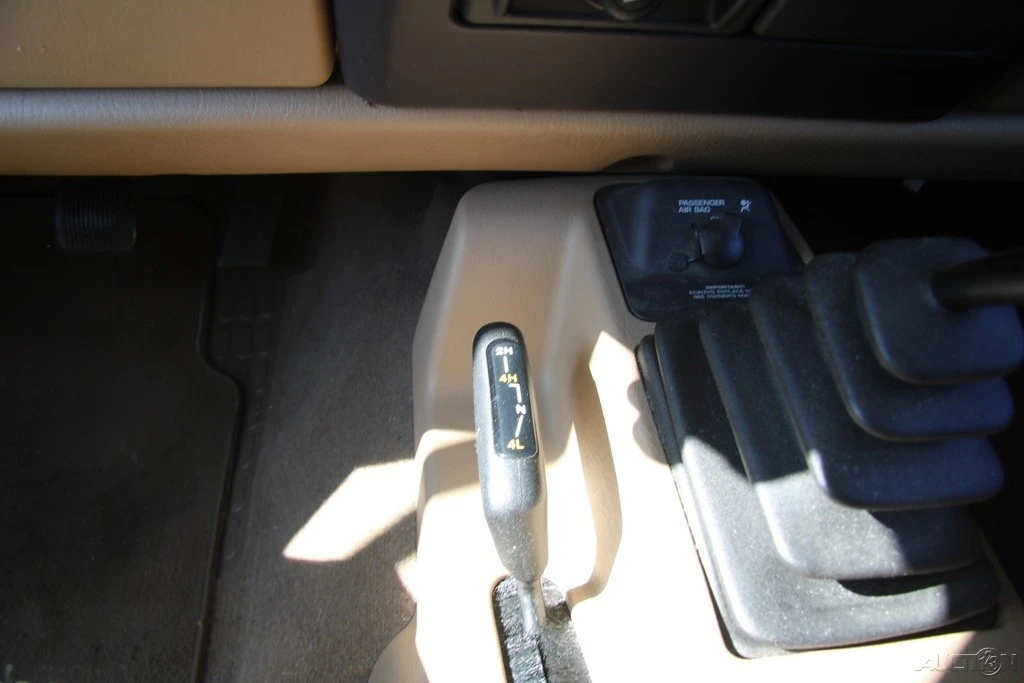 2001 Jeep TJ Wrangler - Image 19 of 21