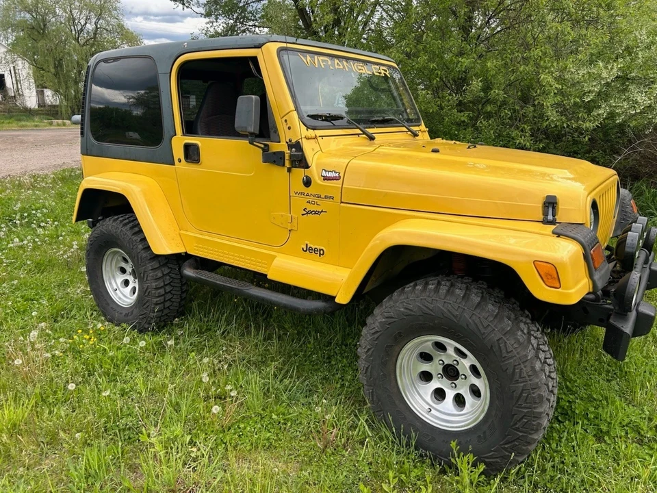 2001 Jeep TJ Wrangler - Image 2 of 19