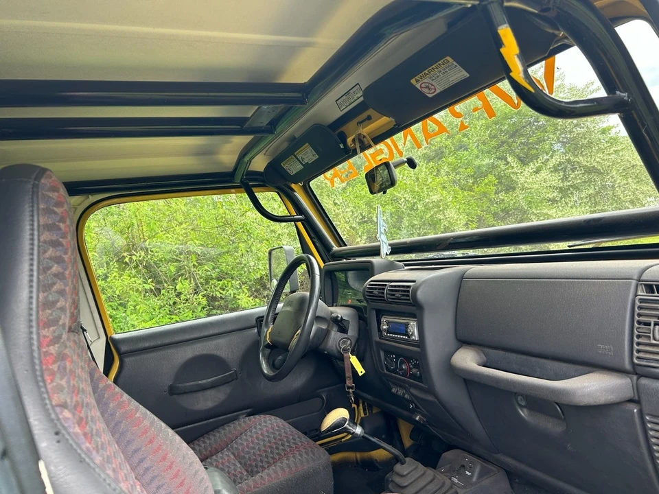 2001 Jeep TJ Wrangler - Image 9 of 19