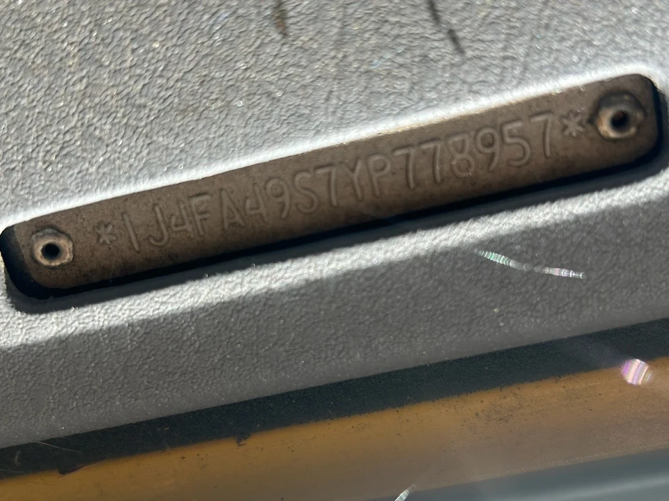 2001 Jeep TJ Wrangler - Image 16 of 19