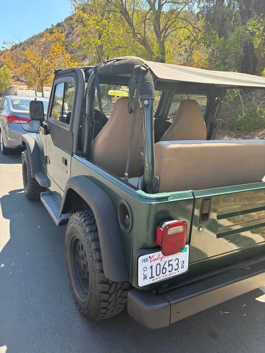2001 Jeep TJ Wrangler - Image 10 of 15