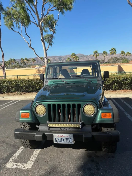 2001 Jeep TJ Wrangler - Image 2 of 18