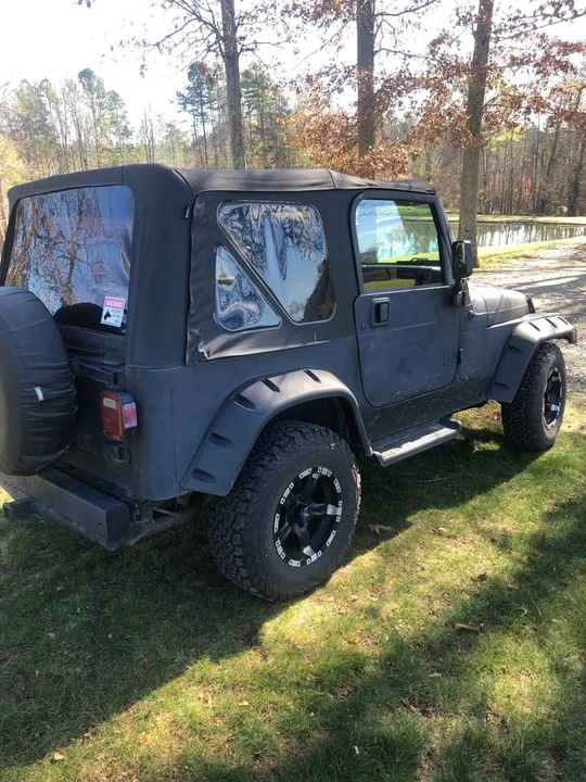 2001 Jeep TJ Wrangler - Image 2 of 5