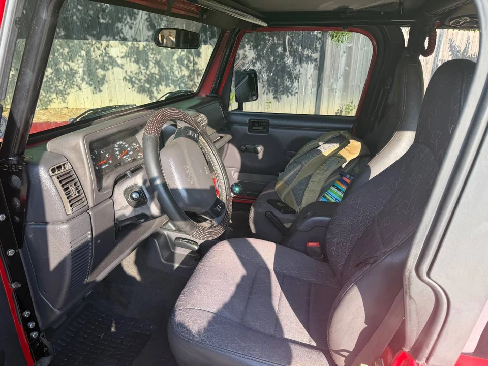 2001 Jeep TJ Wrangler - Image 5 of 6