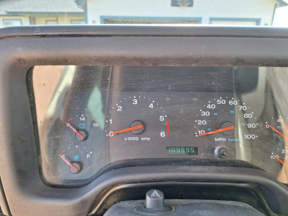 2001 Jeep TJ Wrangler - Image 10 of 13