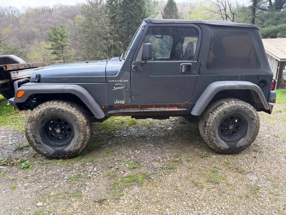 2001 Jeep TJ Wrangler - Image 2 of 8