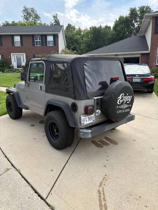 2001 Jeep TJ Wrangler - Image 16 of 18