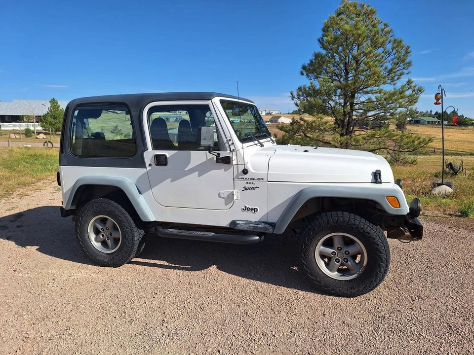 2001 Jeep TJ Wrangler - Image 2 of 13