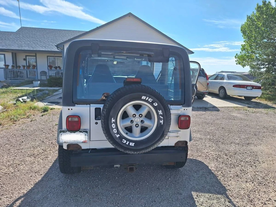 2001 Jeep TJ Wrangler - Image 4 of 13