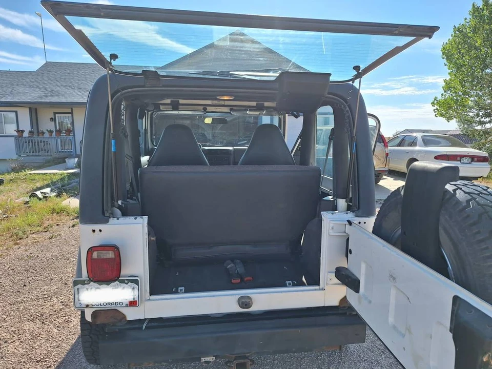 2001 Jeep TJ Wrangler - Image 6 of 13