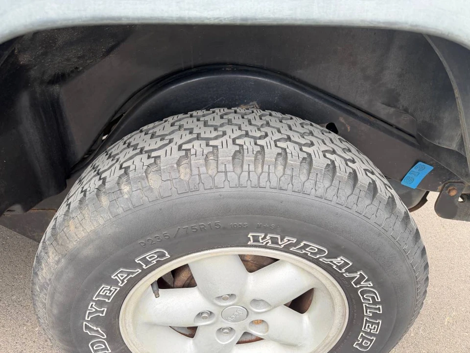 2001 Jeep TJ Wrangler - Image 12 of 15