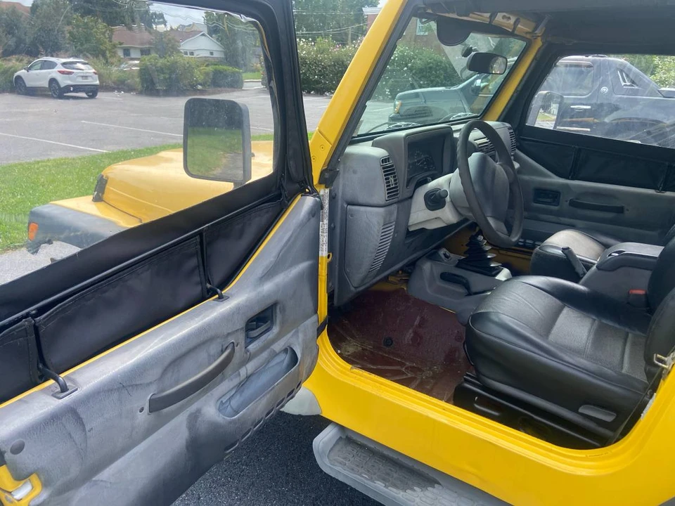 2001 Jeep TJ Wrangler - Image 13 of 14