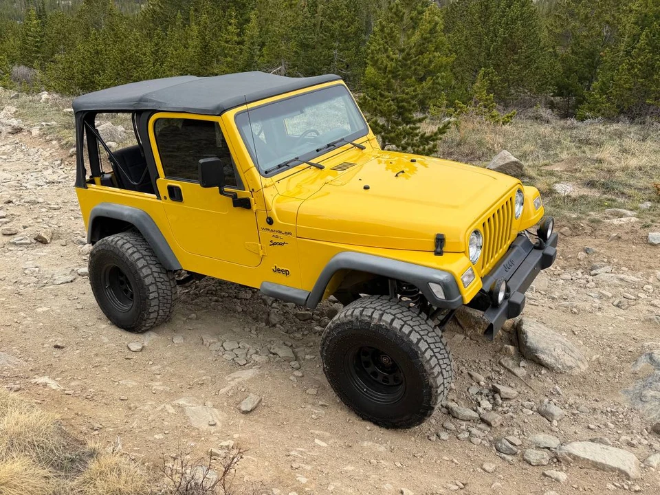 2001 Jeep TJ Wrangler - Image 2 of 12