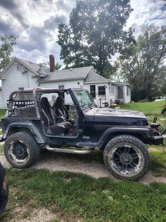 2001 Jeep TJ Wrangler - Image 12 of 13