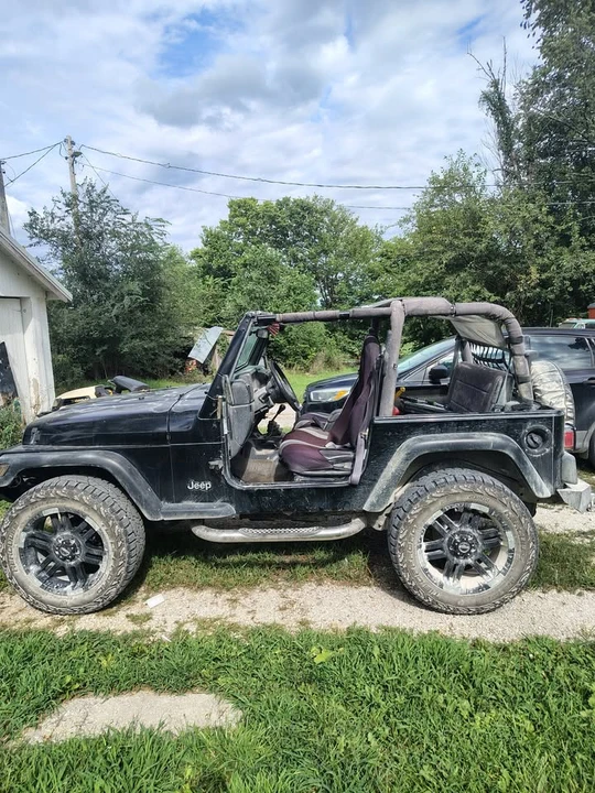 2001 Jeep TJ Wrangler - Image 11 of 13