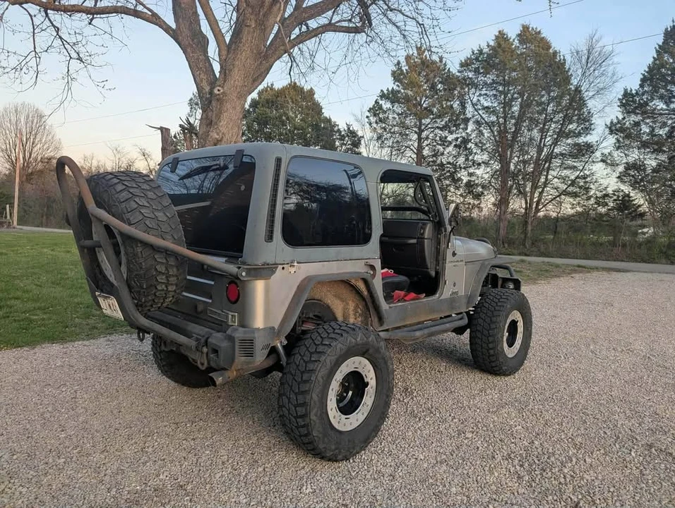 2001 Jeep TJ Wrangler - Image 2 of 7
