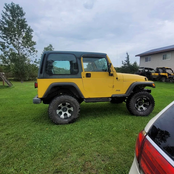 2001 Jeep TJ Wrangler - Image 9 of 13