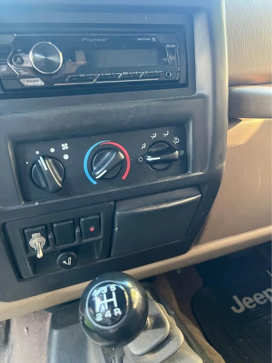 2001 Jeep TJ Wrangler - Image 9 of 9