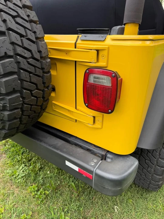 2001 Jeep TJ Wrangler - Image 5 of 11