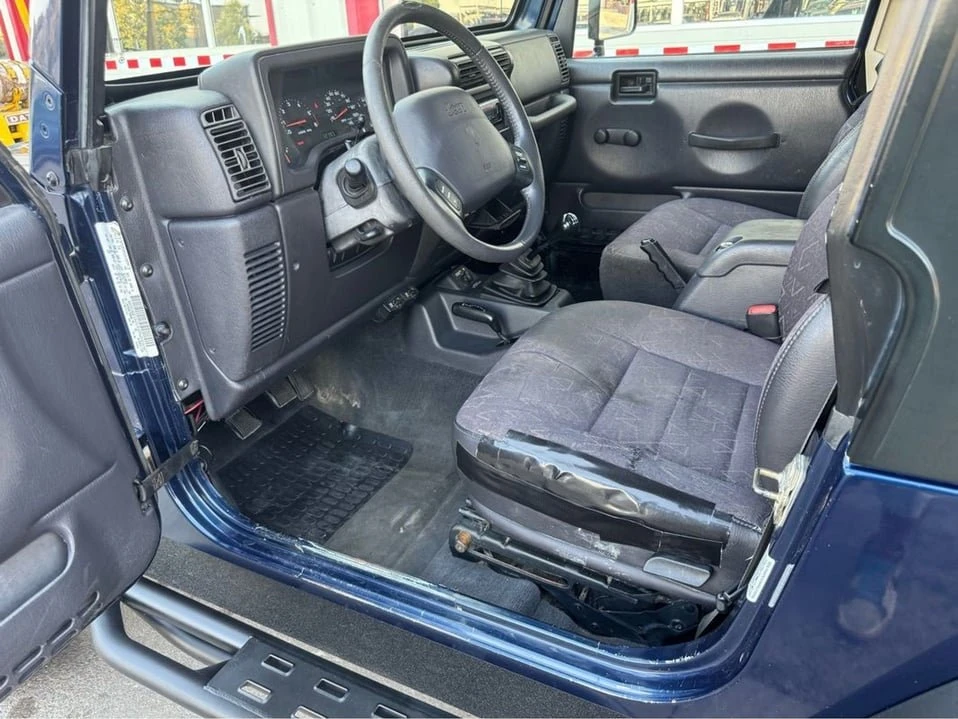 2001 Jeep TJ Wrangler - Image 9 of 15