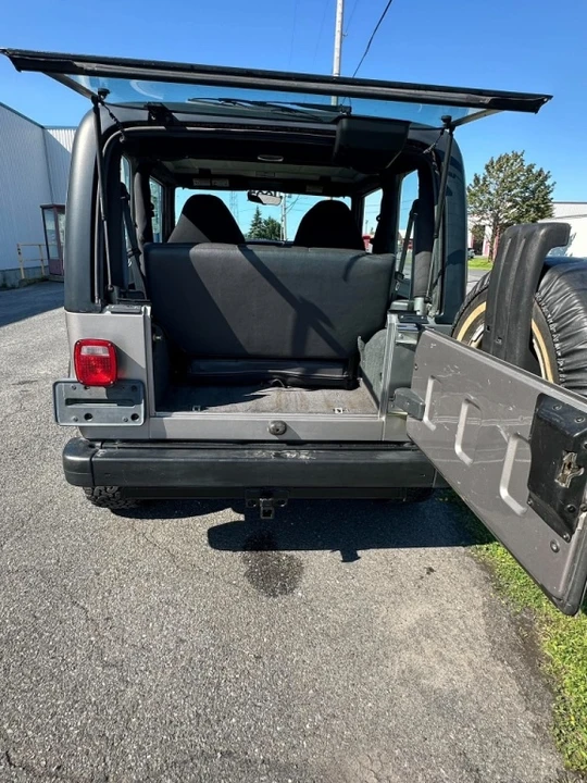 2001 Jeep TJ Wrangler - Image 5 of 18