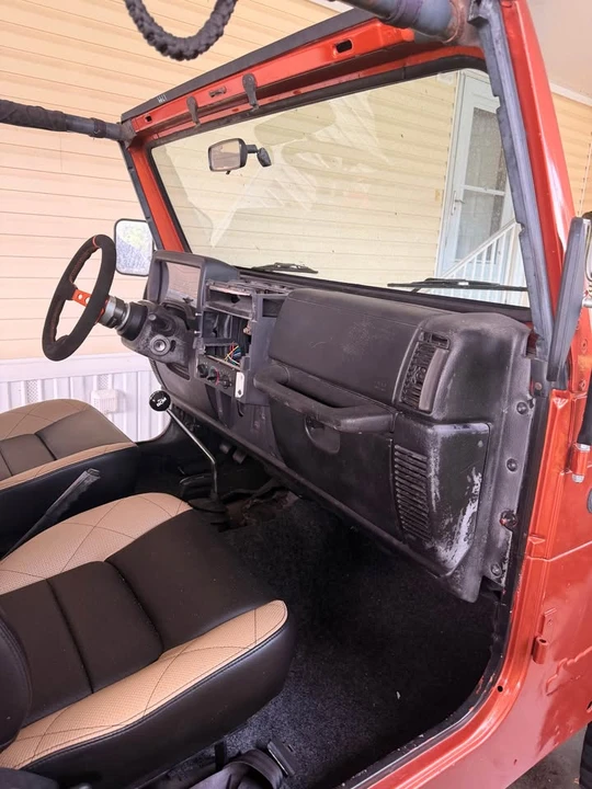 2001 Jeep TJ Wrangler - Image 8 of 9
