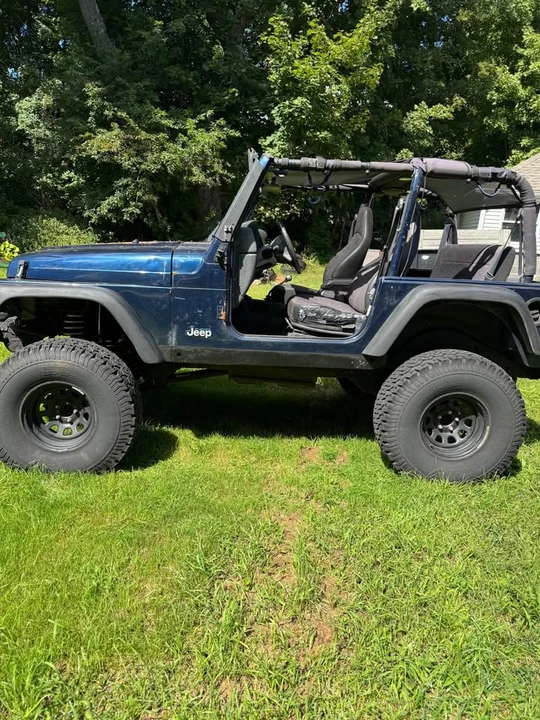 2001 Jeep TJ Wrangler - Image 2 of 8