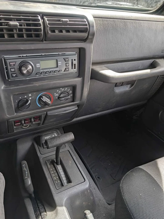 2001 Jeep TJ Wrangler - Image 11 of 20
