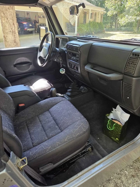 2001 Jeep TJ Wrangler - Image 2 of 9