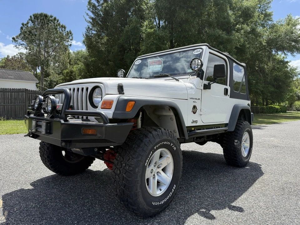 2001 Jeep TJ Wrangler - Image 2 of 18