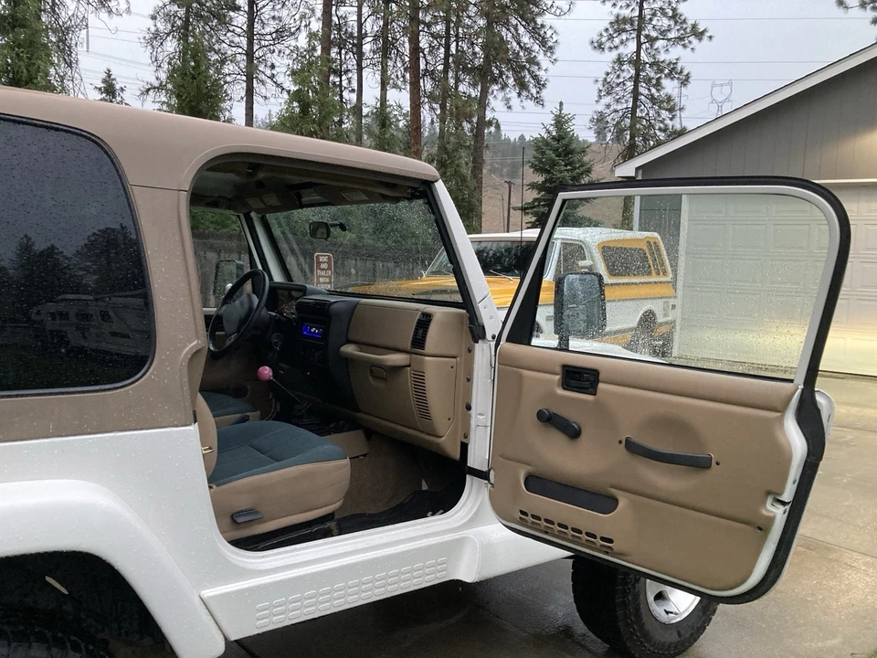 2001 Jeep TJ Wrangler - Image 18 of 19